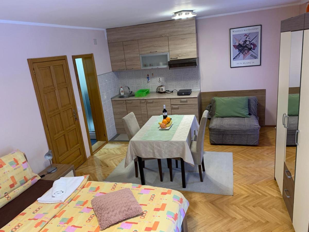 Apartmani Micic Vrnjacka Banja Exterior photo